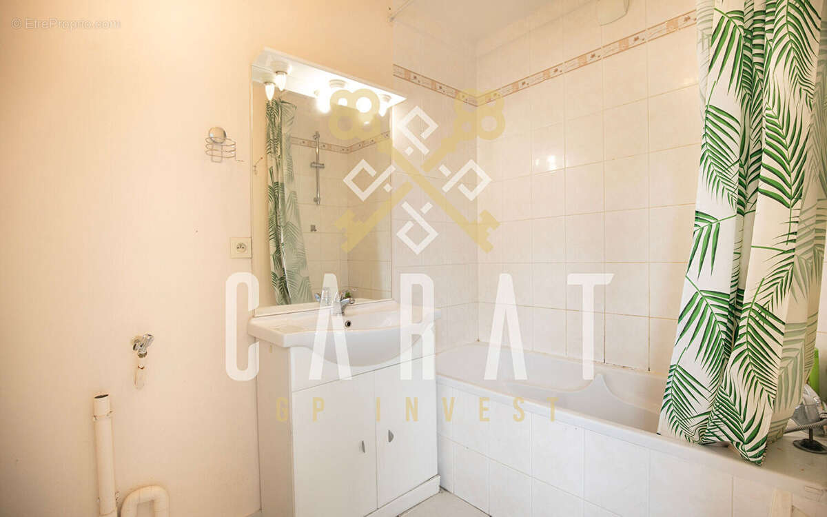 Appartement à BOUGUENAIS