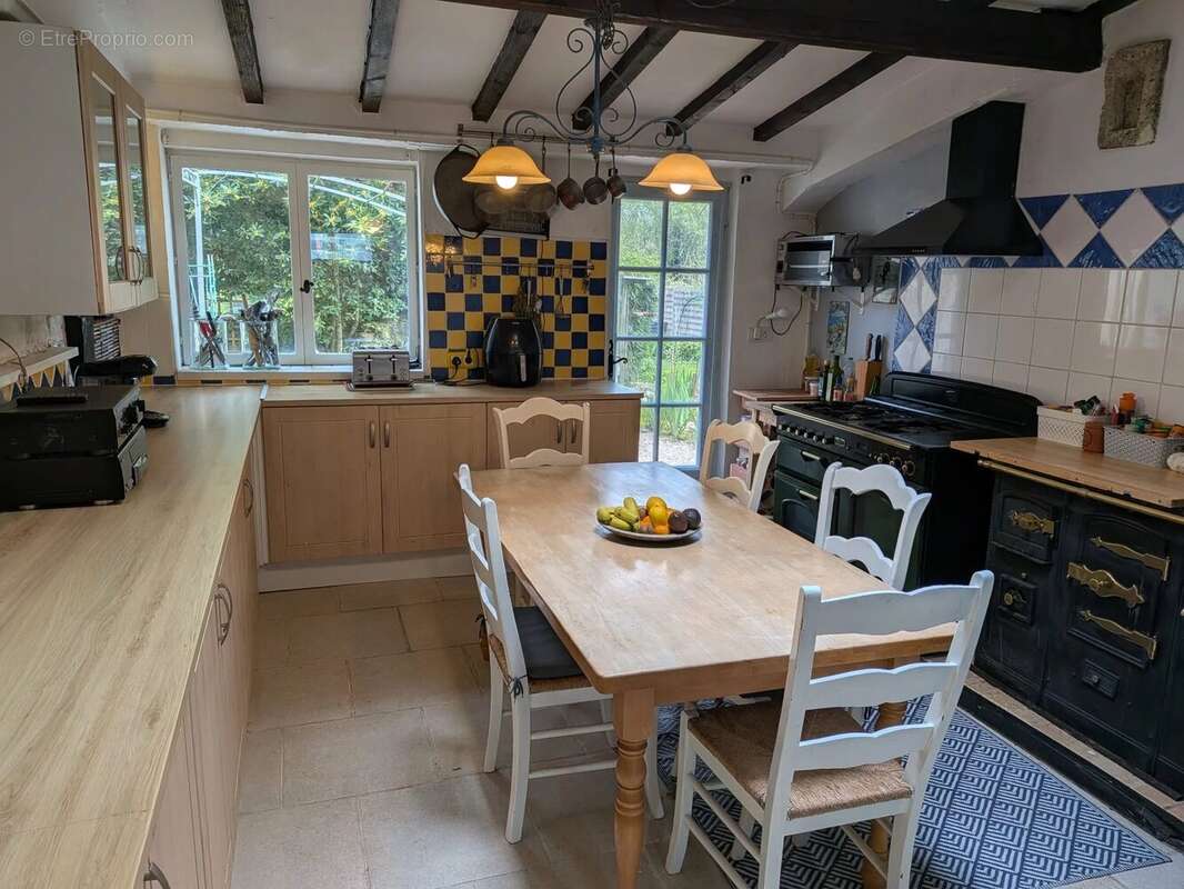 Maison en pierre avec 3 chambres et beaucoup de cachet - photo 2