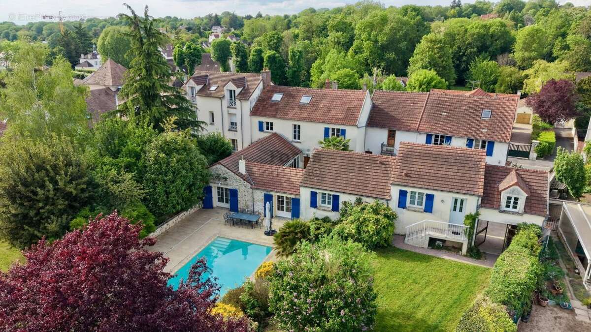 Maison à GOUVERNES