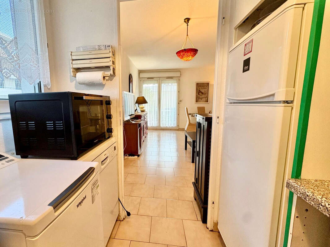 83600 frejus plage appartement f2 en rez de jardin garage piscine - photo 23