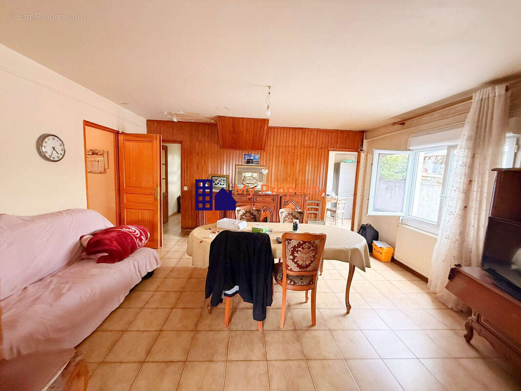 Maison à HOUILLES