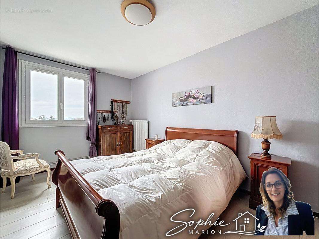 Maison à PIERRE-BENITE