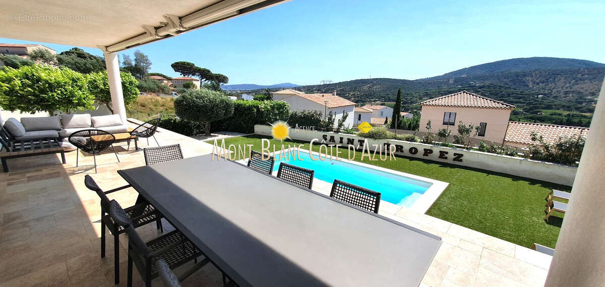 Villa 4 chambres, grand sejour, piscine, magnifique vue degagee jusqu'a la mer - photo 4
