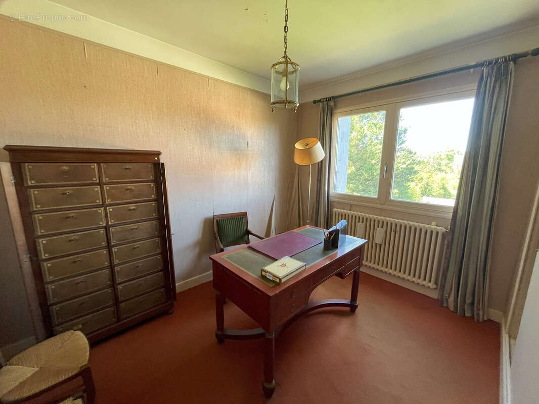 Maison avec jardin et garage - photo 7