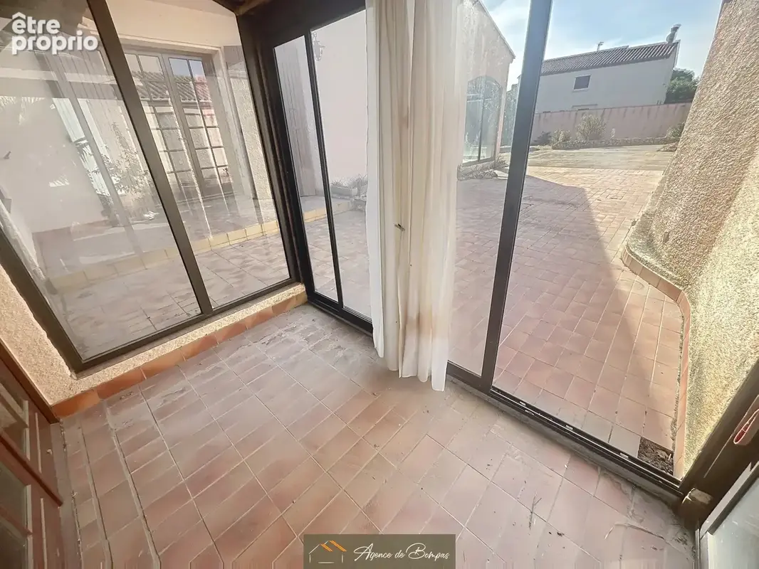 - villa 4 faces 182 m2 hbts -appart t2 33 m2   - jardin - - photo 24