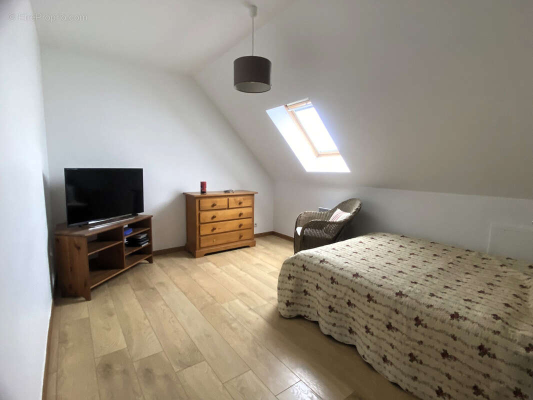 Maison à MORIGNY-CHAMPIGNY