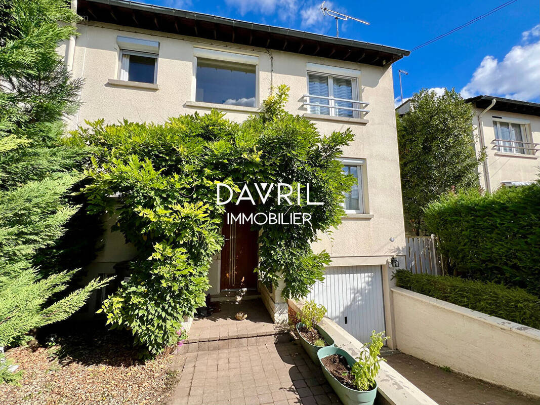 Maison à CONFLANS-SAINTE-HONORINE