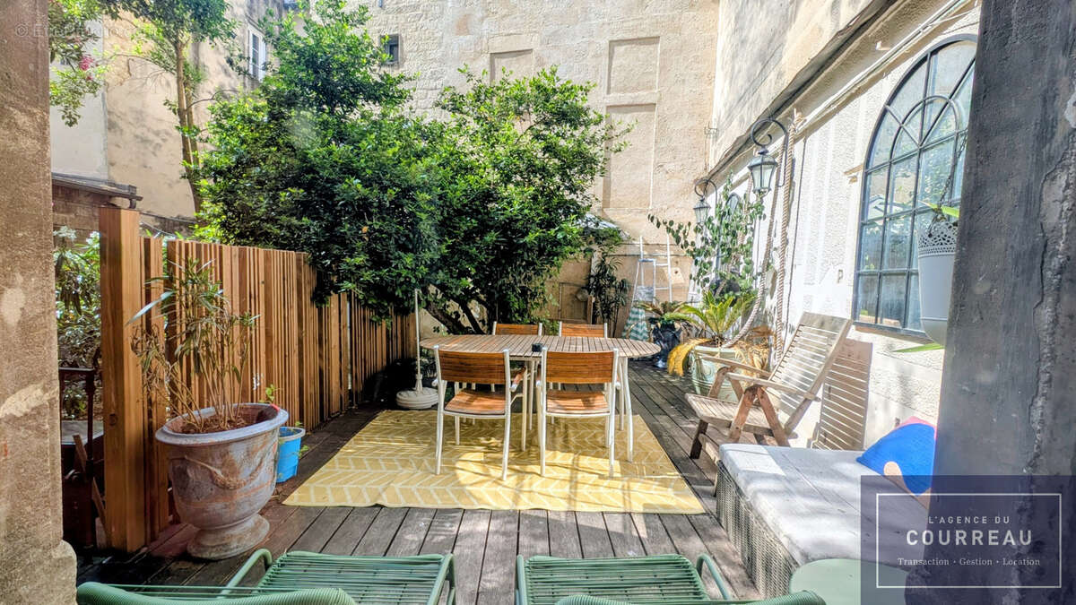Coup de cœur assuré ! Maison de 117 m2 avec extérieur et dépendance dans l'Écusson - photo 3