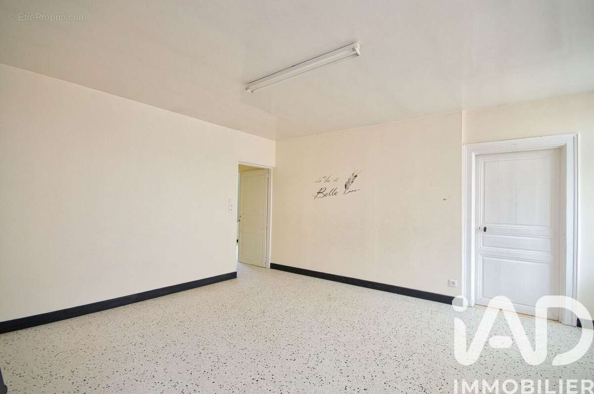 Maison 86 m² à Somme-Suippe  - photo 4
