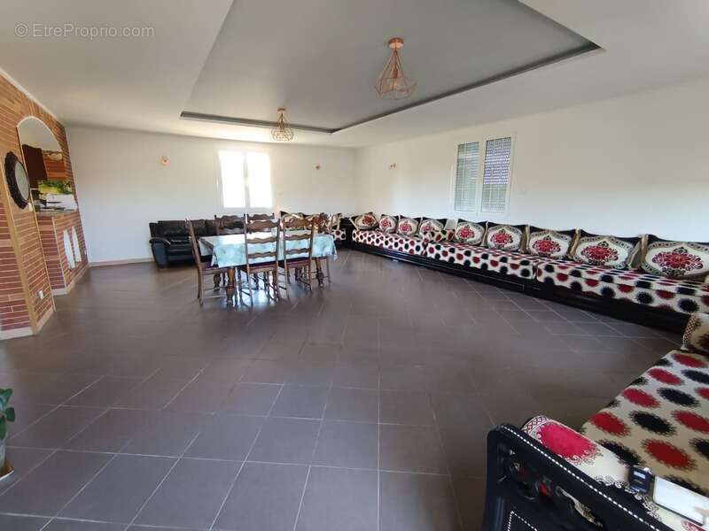 Maison à FEUGAROLLES