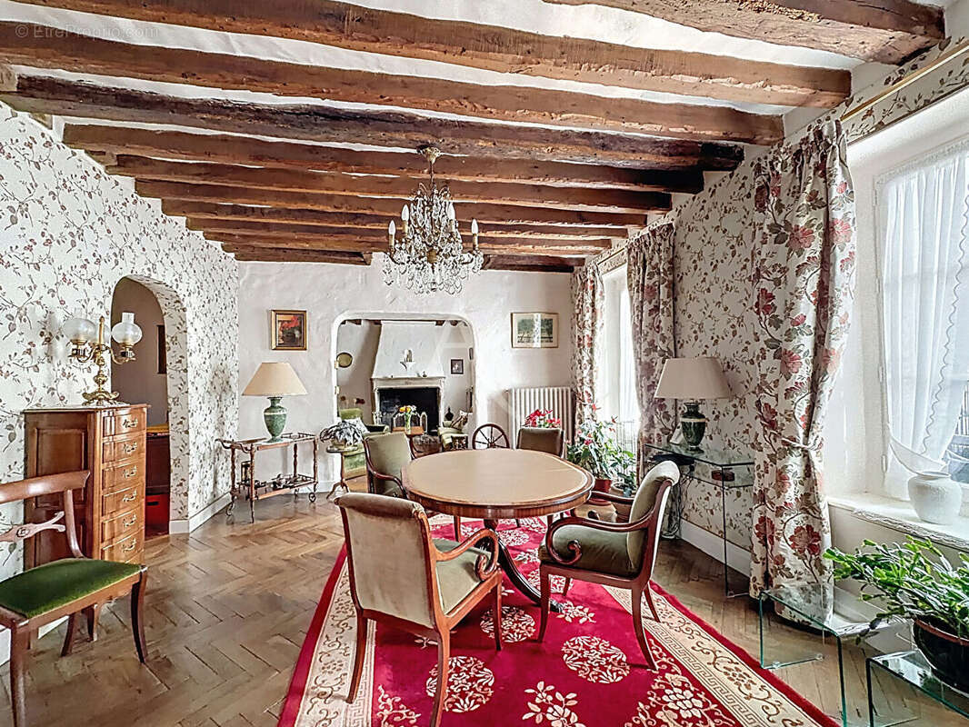 Maison à GOUVERNES