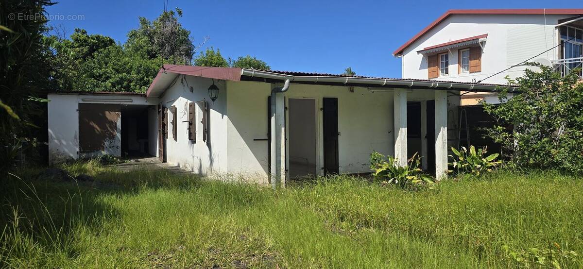 Maison à BRAS-PANON