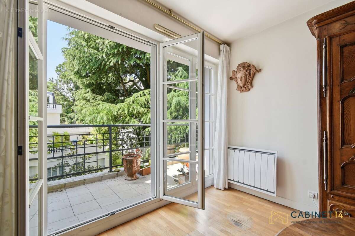 Appartement à BOURG-LA-REINE