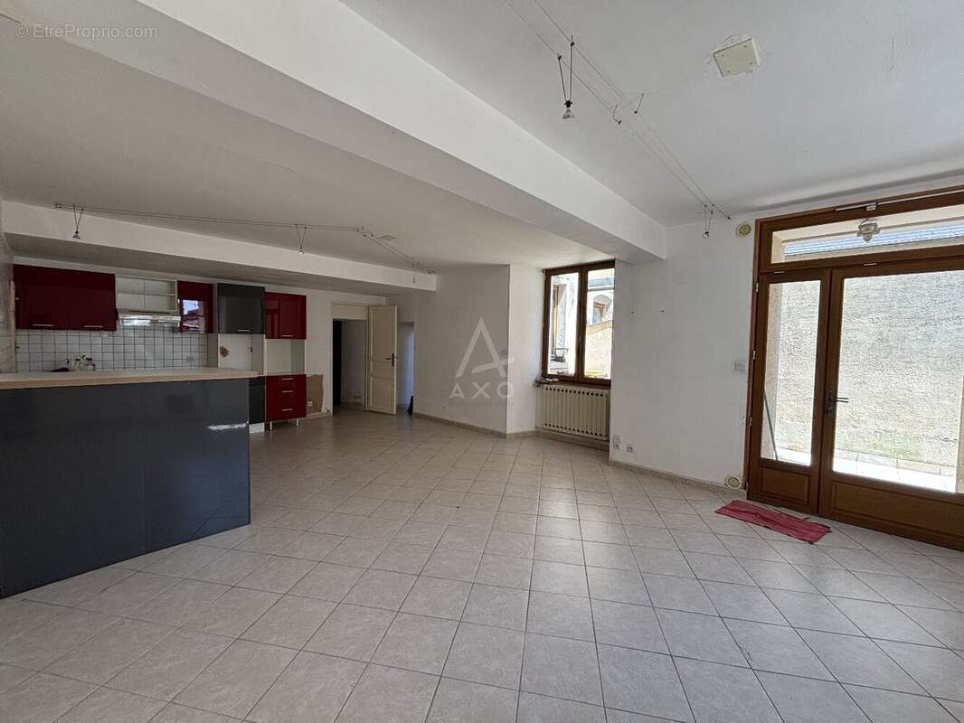 Maison 3 chambres + bureau  Centre-ville  DPE C - photo 3