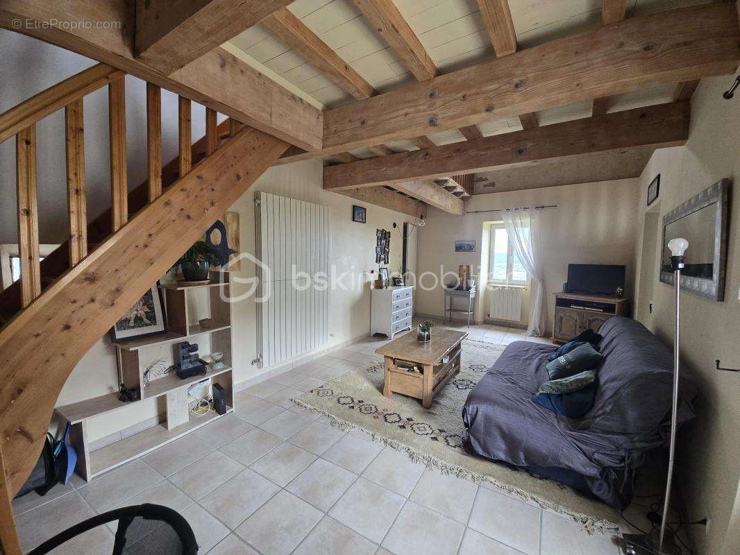 Maison à LE TEIL