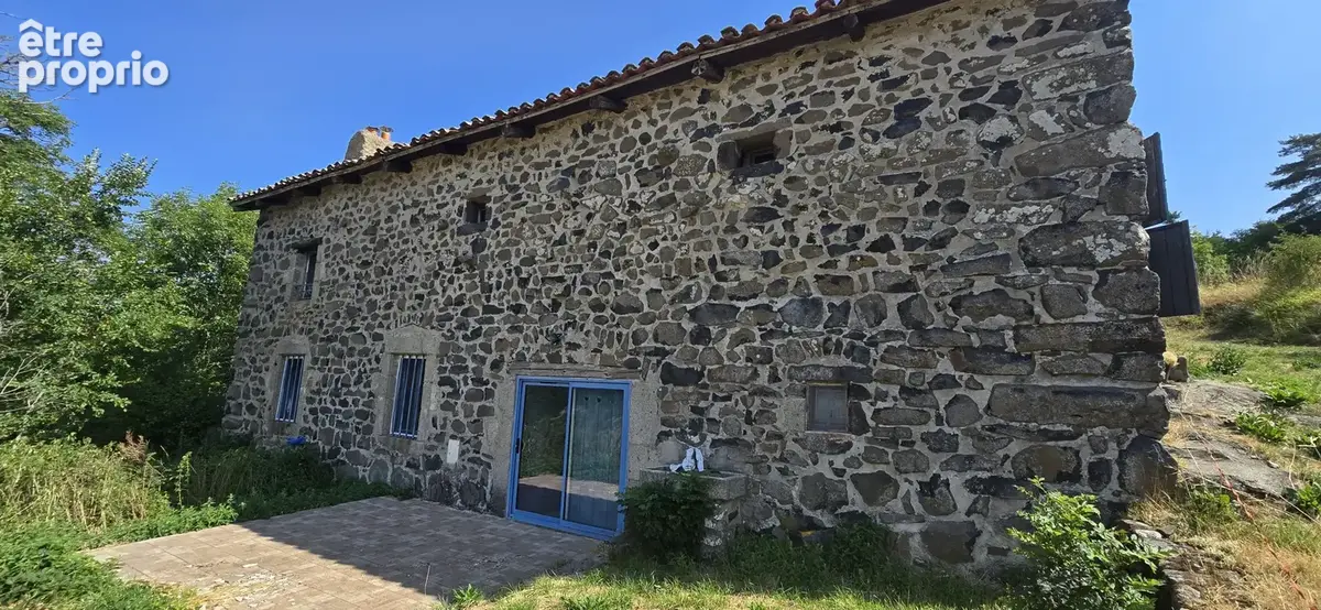 Maison en pierre de 188 m2 habitables sur un peu plus de 3 hectares de terrain - photo 5