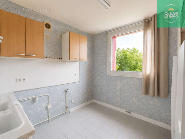 Appartement F5 à rénover avec garage à Longuyon - photo 7