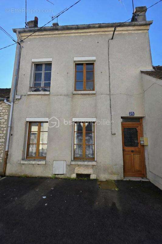 Maison à CHATEAU-LANDON