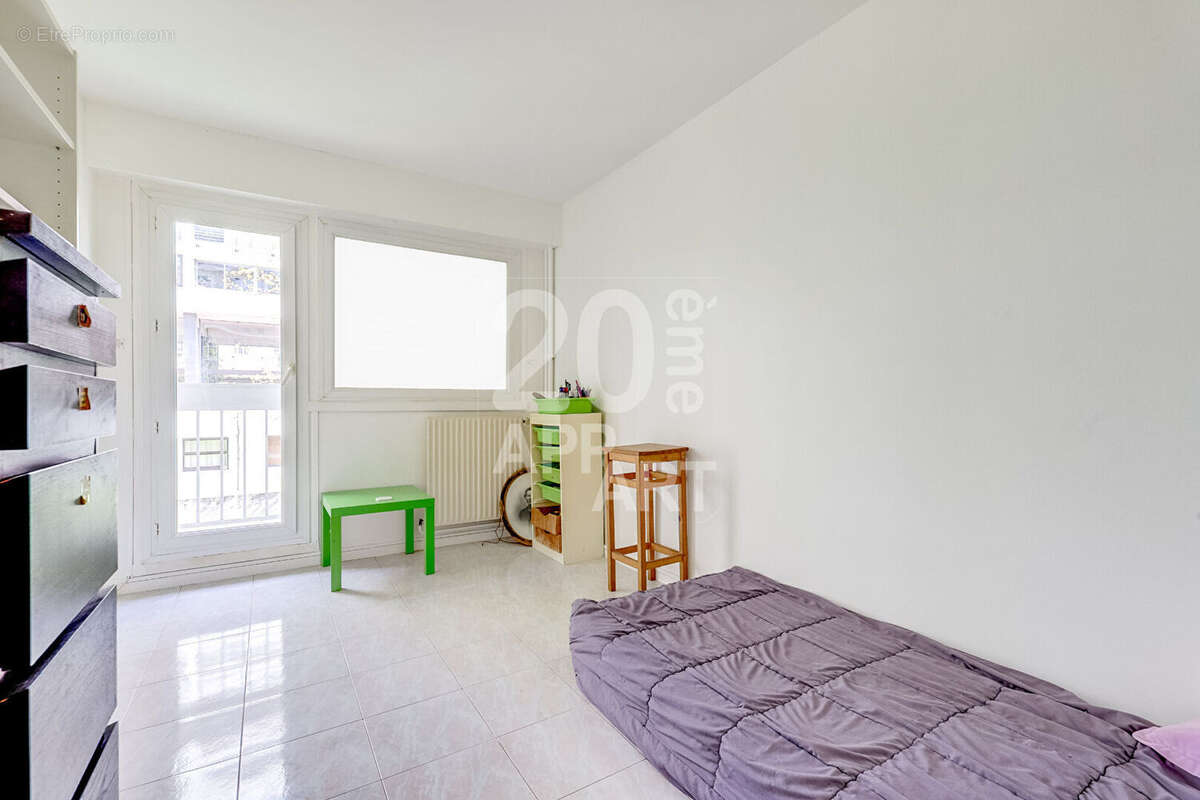 Appartement à PARIS-20E