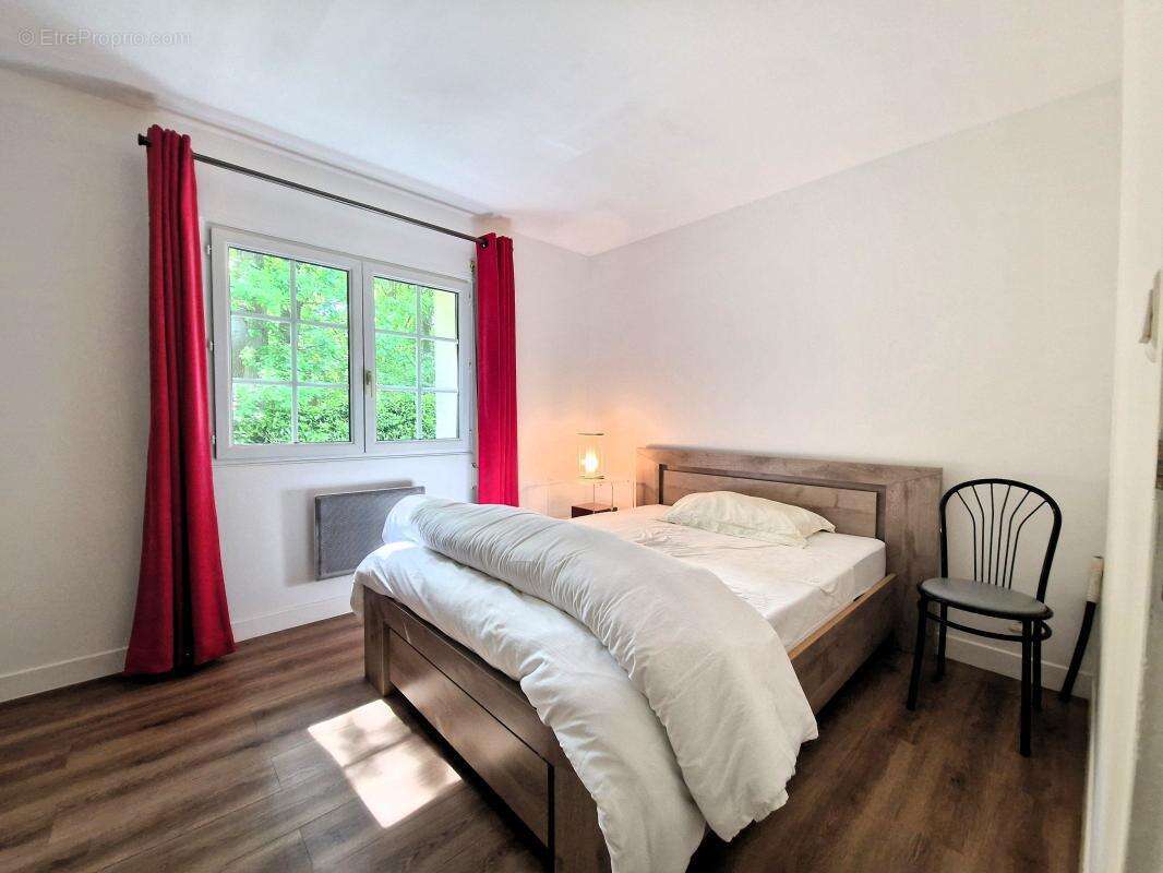 Maison à FONTAINE-SOUS-JOUY