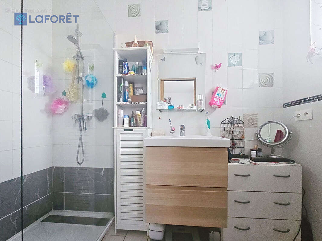 Appartement à ESBLY