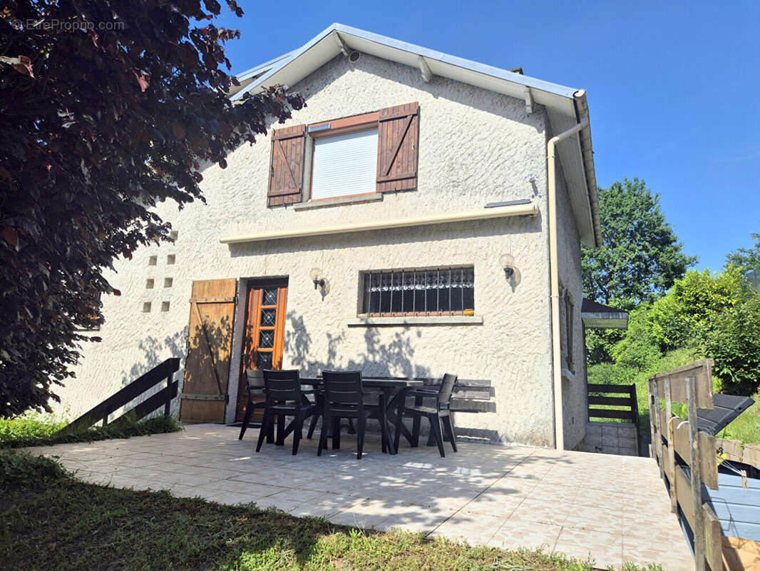 Maison à ELANCOURT