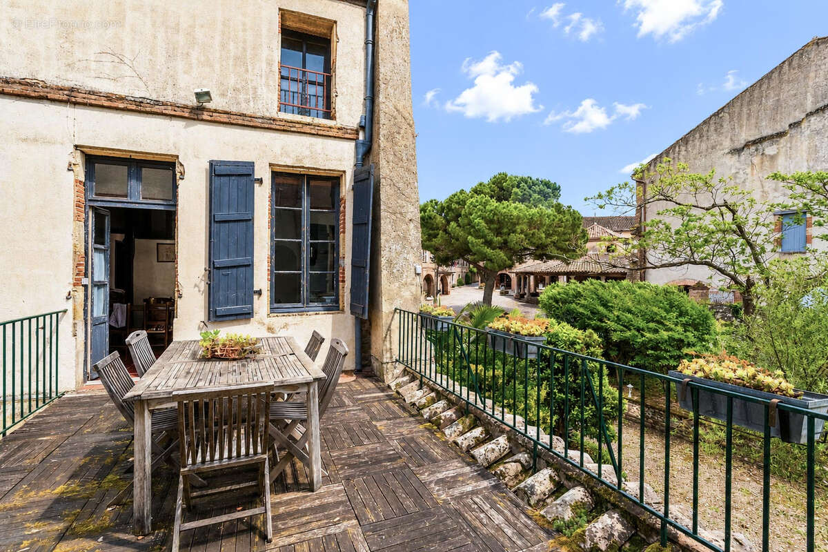 Maison à AUVILLAR