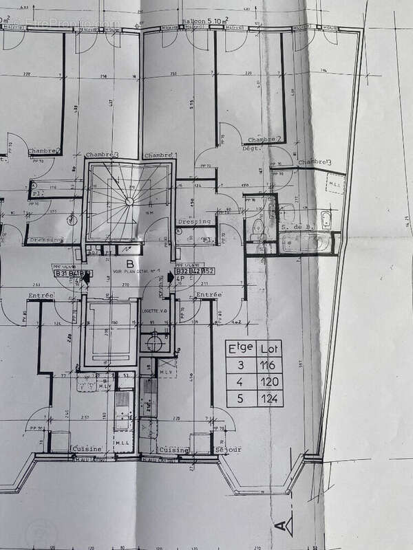 Appartement à PARIS-19E