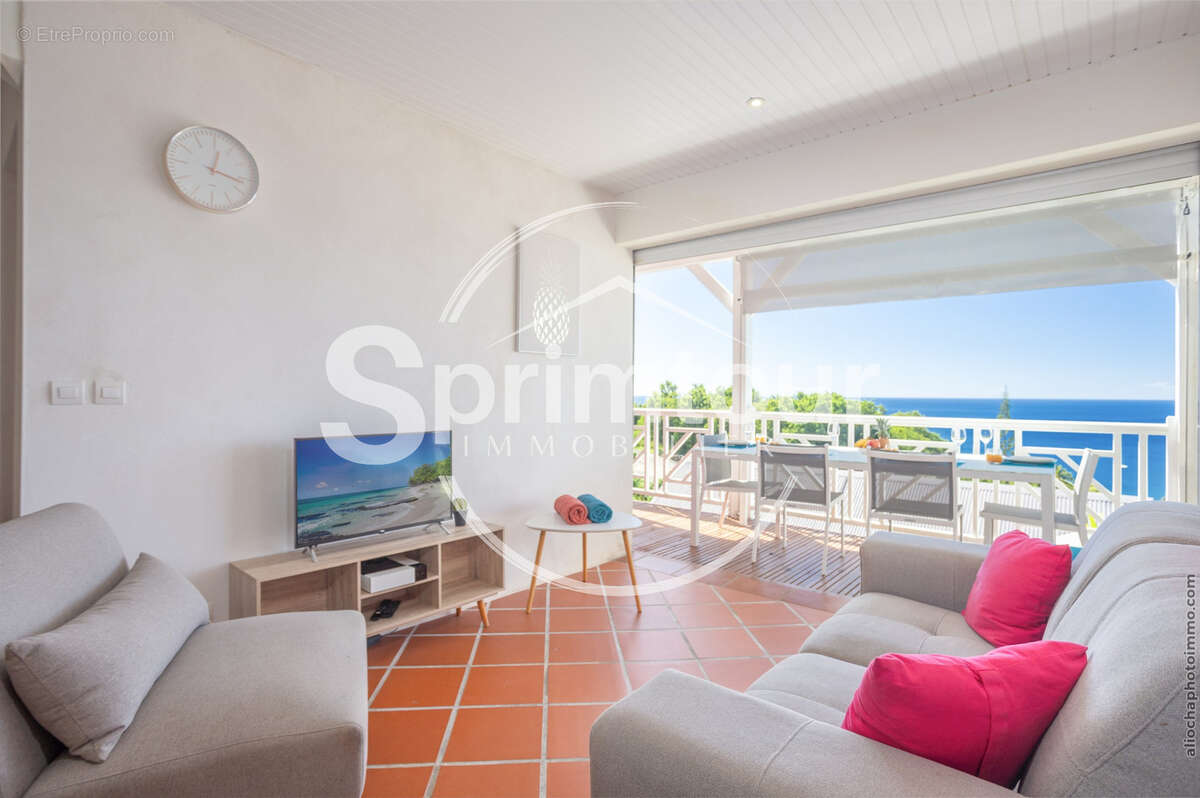 Appartement à BOUILLANTE