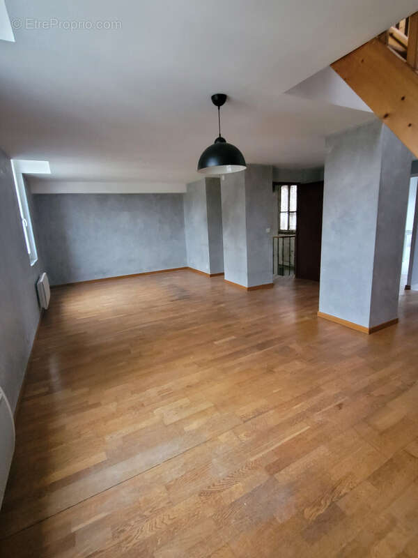 Appartement à PONT-SAINTE-MAXENCE