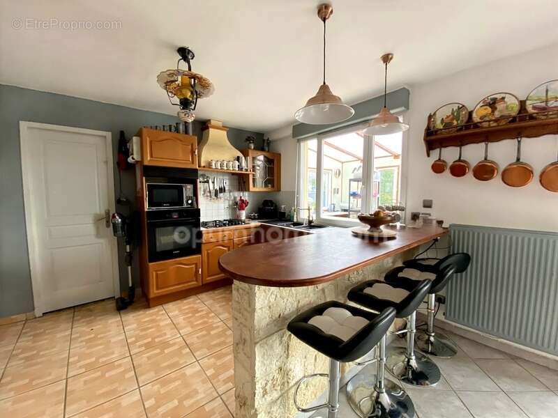 Maison à MONTEREAU-FAULT-YONNE