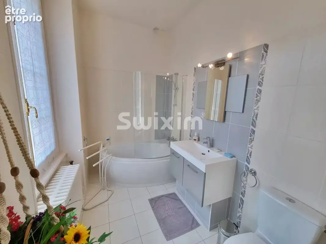 Propriété de caractère, parc de 6 000 m², piscine chauffée et 7 chambres, à 2h30 de Paris - photo 12
