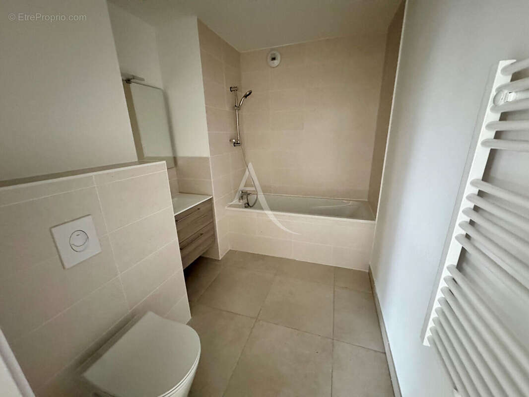 Appartement Nimes 4 pièce(s) 96.50 m2 - photo 9