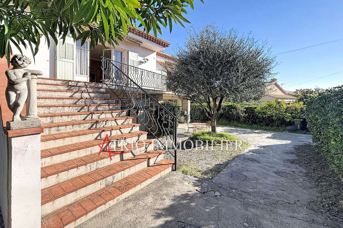 Maison à CAGNES-SUR-MER