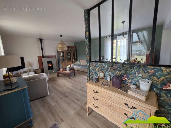 Maison à LES ANCIZES-COMPS