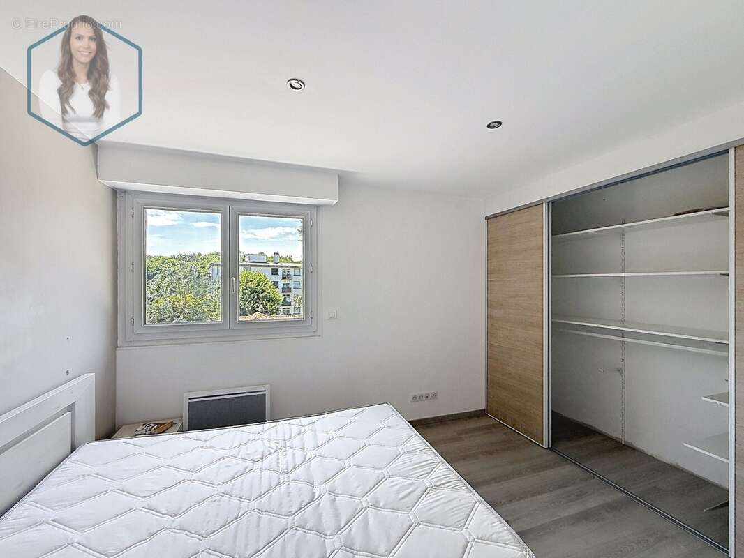 Appartement 77 m² à Billere  - photo 9