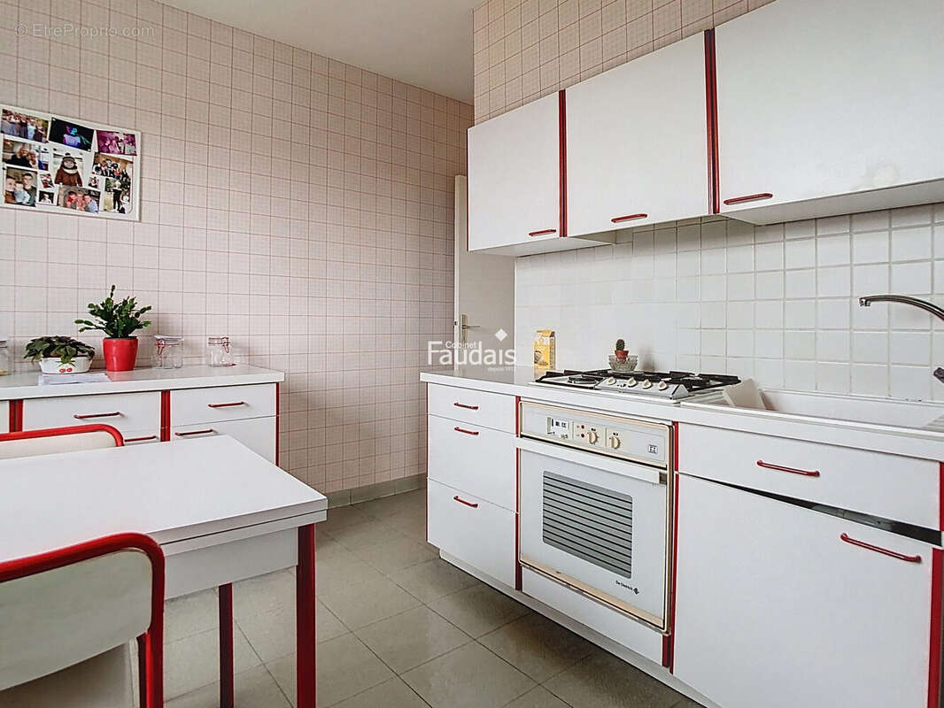 Appartement 87 m² à Saint-Lo  - photo 3