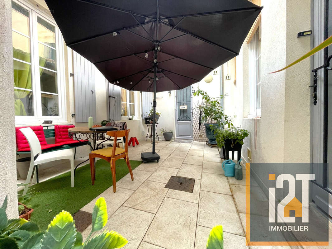 Appartement à NIMES