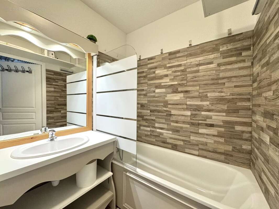 Appartement à AVRIEUX