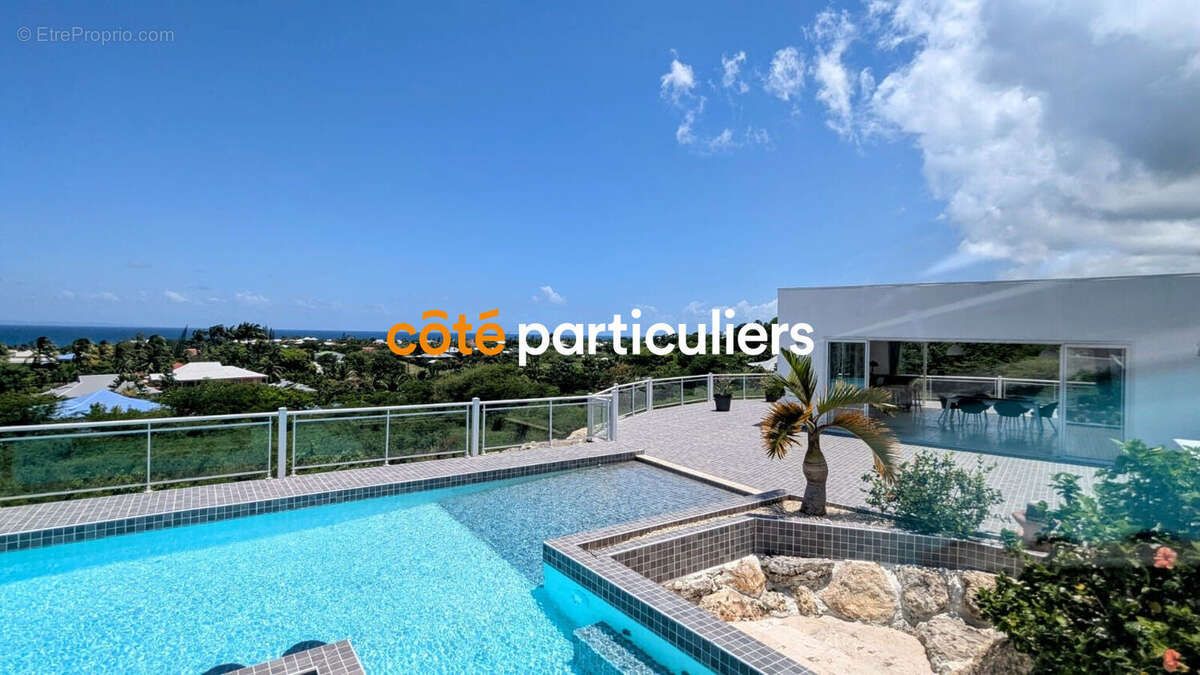 Demeure de Prestige à Vendre à Saint François - Vue Mer Exceptionnelle - photo 3