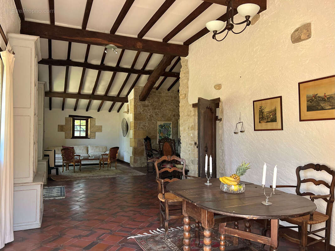 Maison à CASTILLON-LA-BATAILLE