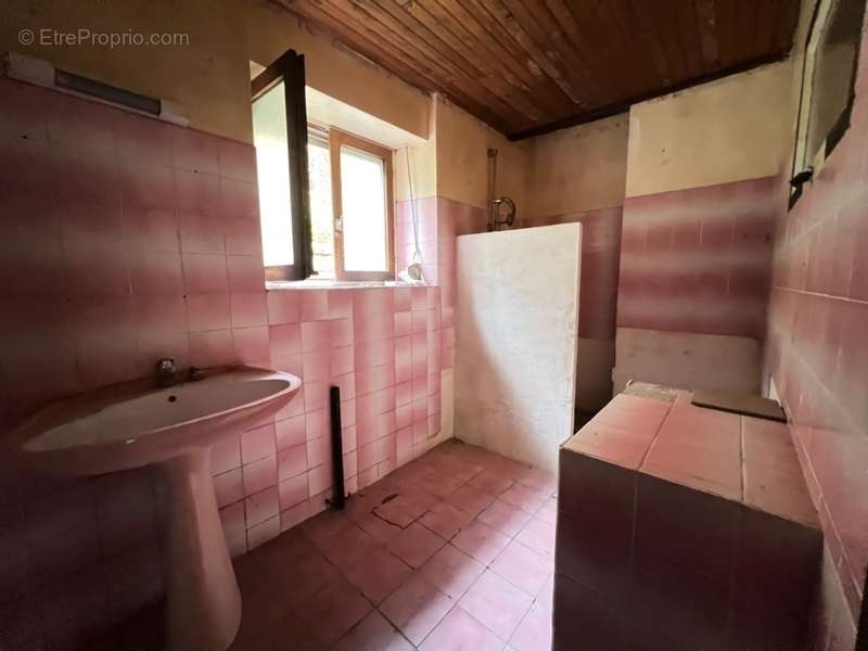 Maison à SAINT-CARREUC