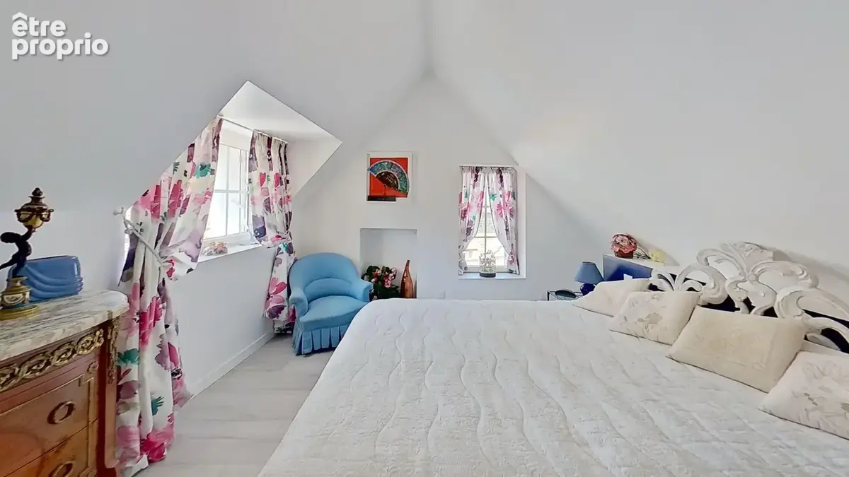 BRÉVAL 78980 - Propriété de caractère rénovée avec deux habitations indépendantes - photo 19