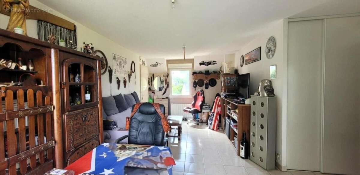 Appartement à MINIAC-MORVAN