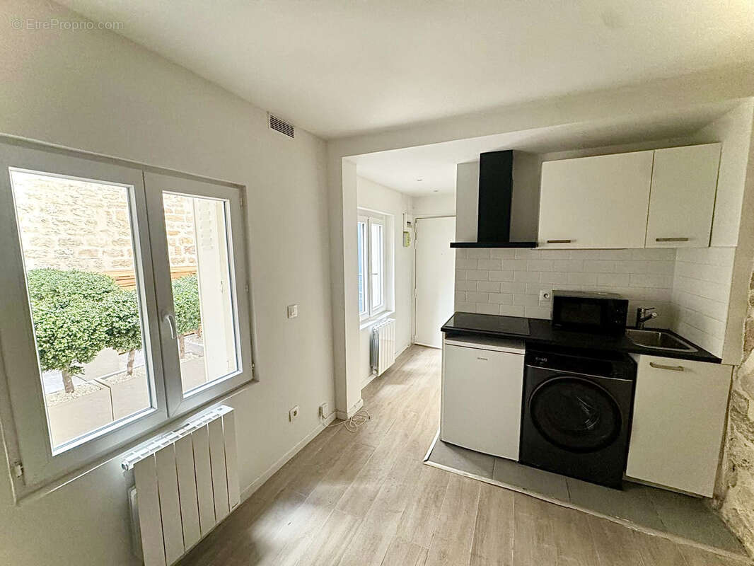 Appartement à PARIS-3E