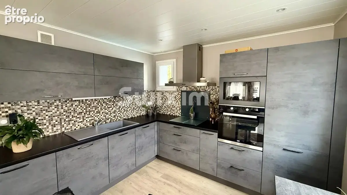Maison 145 m² à Champagnole  - photo 2