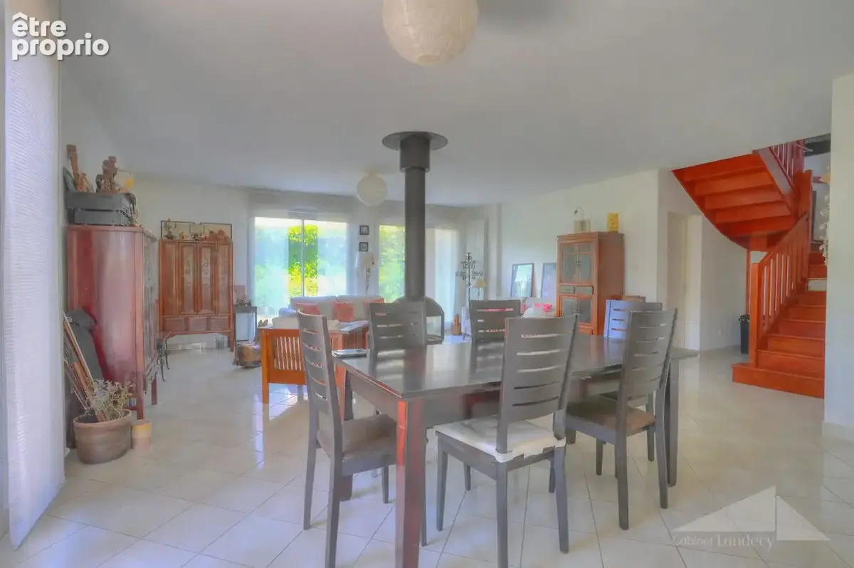 Maison 153 m² à Prevessin-Moens  - photo 4
