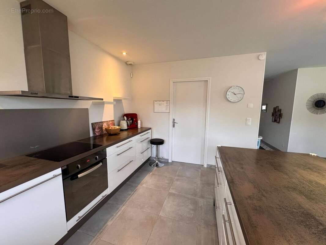 Maison à ROMANS-SUR-ISERE