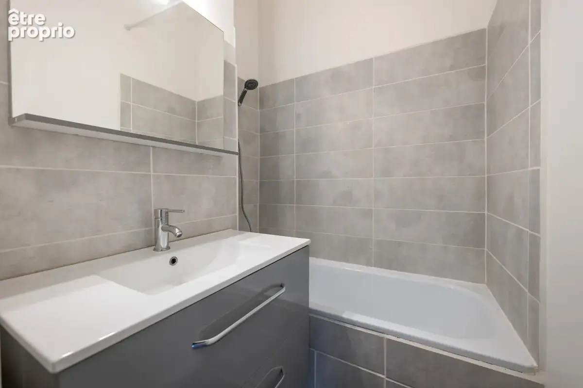 A vendre a bordeaux appartement t1 bis 33m2 bordeaux saint paul - photo 3