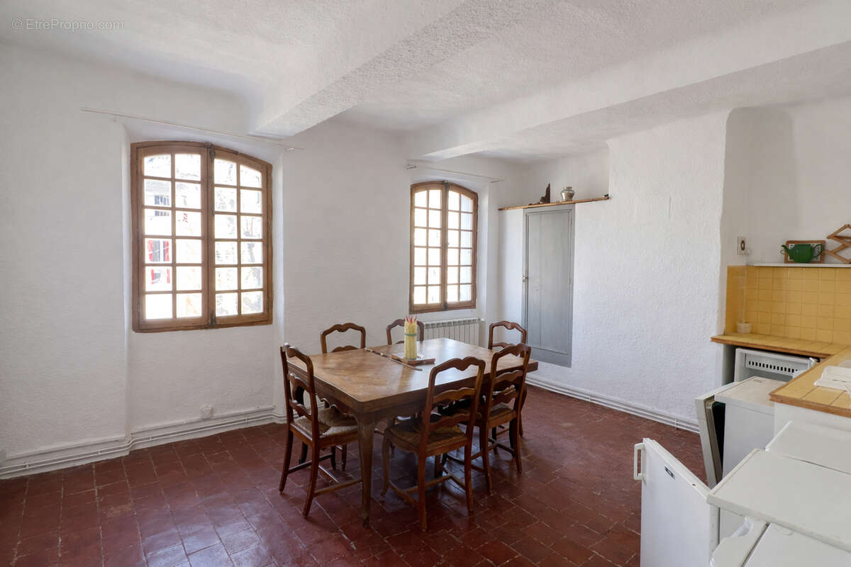 Appartement à BARJOLS